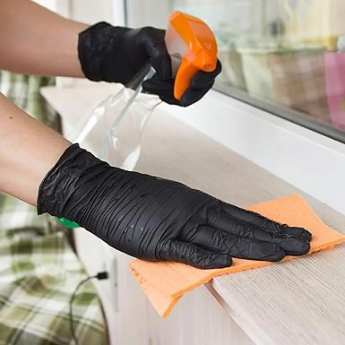 LUVA DE NITRILO PRETA C/100 MEDIX - TAM.