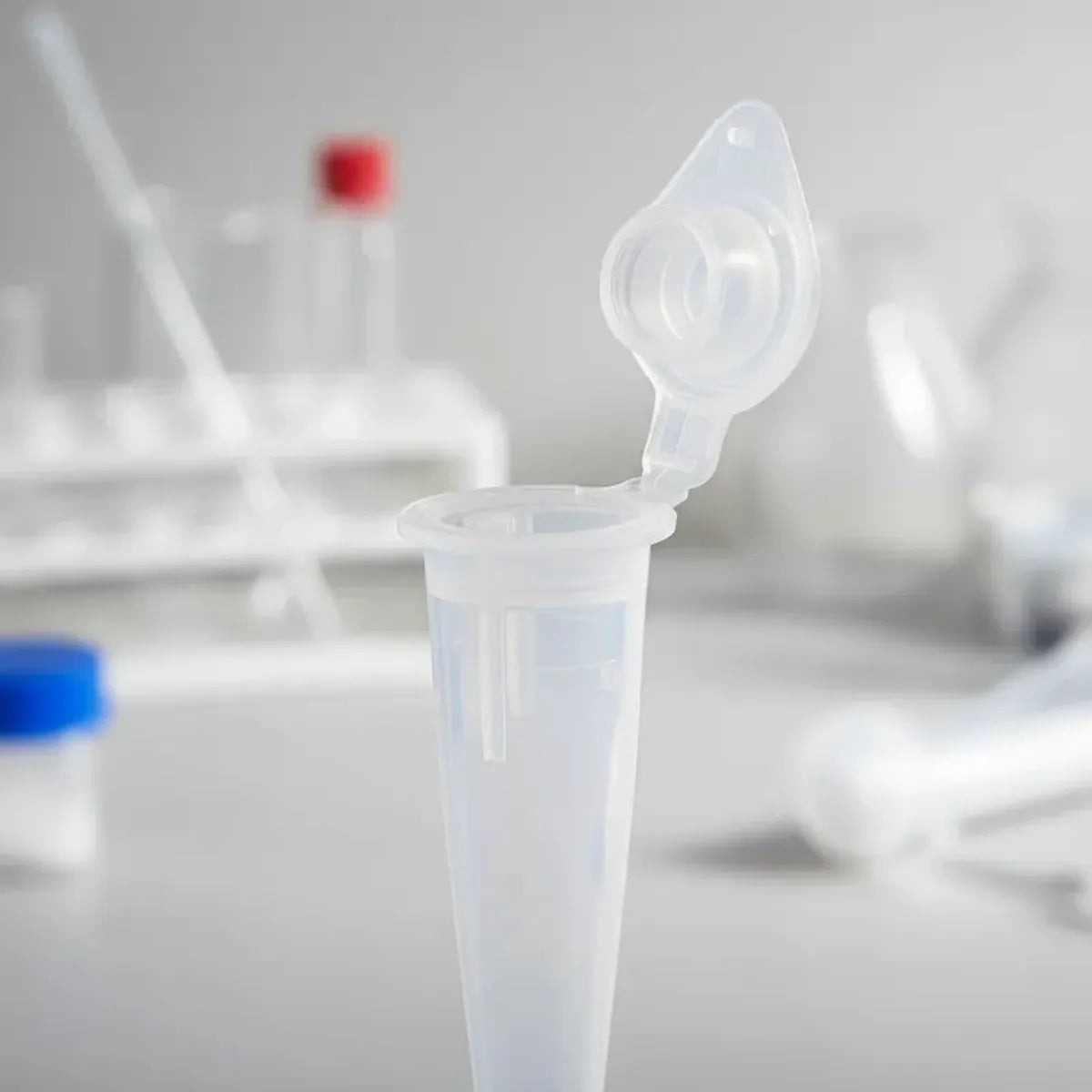 MICROTUBO S/GRADUAÇÃO 0,38ML INTERNO E 0,5ML EXTERNO C/1000 UN.