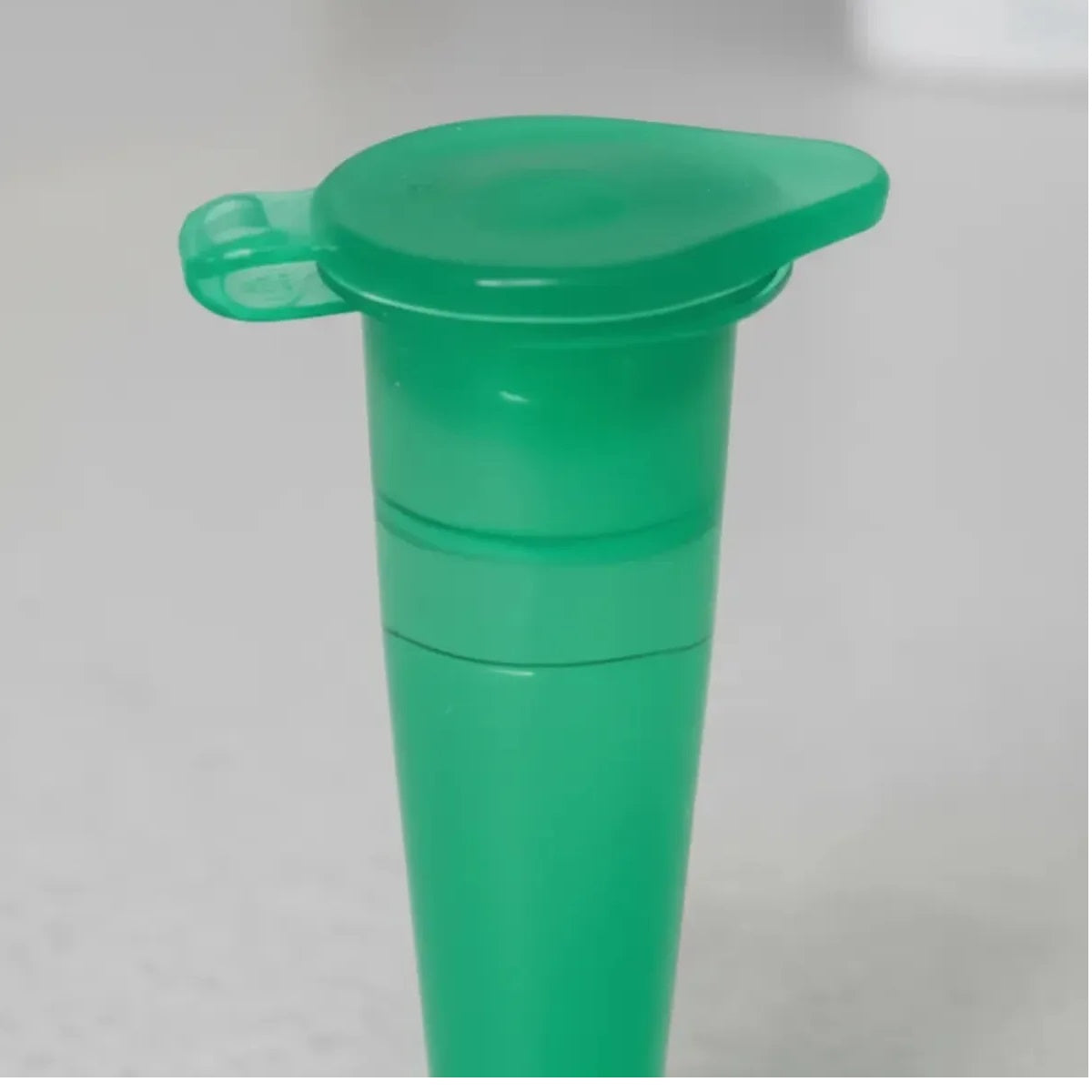 MICROTUBO 0,38ML INTERNO S/GRAD. C/1000 UNIDADES - COR